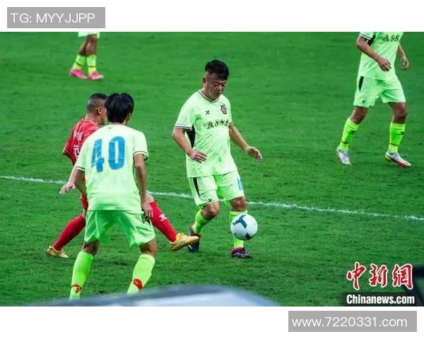 村超助力香港足球明星崛起展现新风貌与无限可能