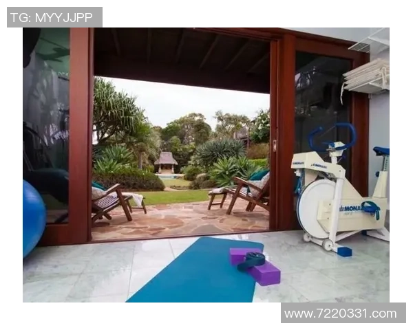 揭秘足球明星豪宅地址背后的奢华生活与隐秘故事