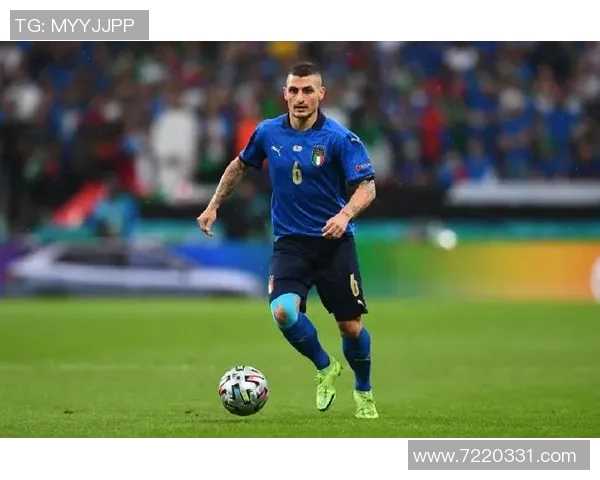 绰号野兽的足球明星如何在绿茵场上展现无与伦比的力量与技巧