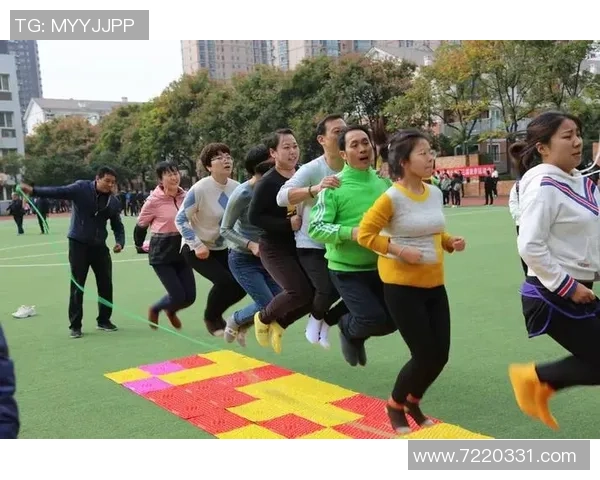 西安篮球队展现灵活性与团队协作的精彩表现分析 西安篮球队展现灵活性与团队协作的精彩表现分析