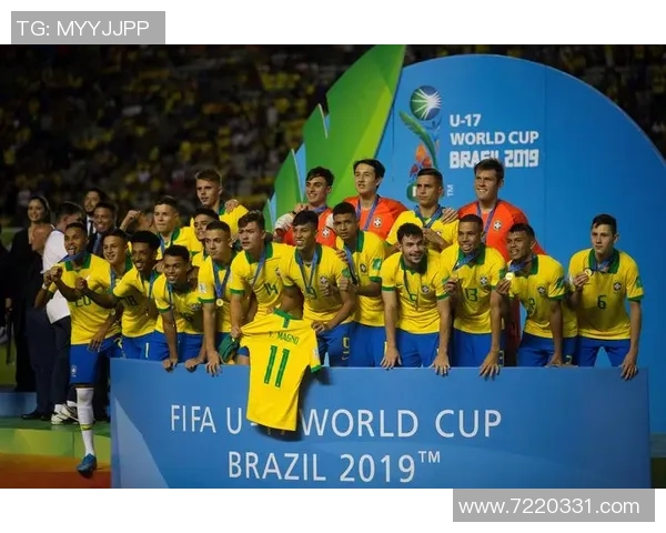 重庆羽毛球队以78分领跑世界杯积分榜展现强大实力和团队合作精神